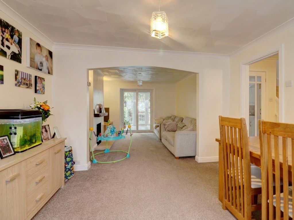 Property photo 3 of 12 Picture No. 05