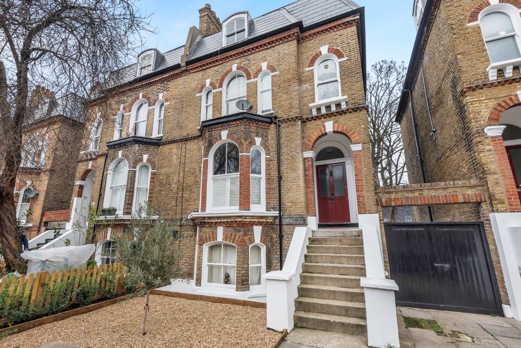 Property photo 1 of 7 415033 (1)