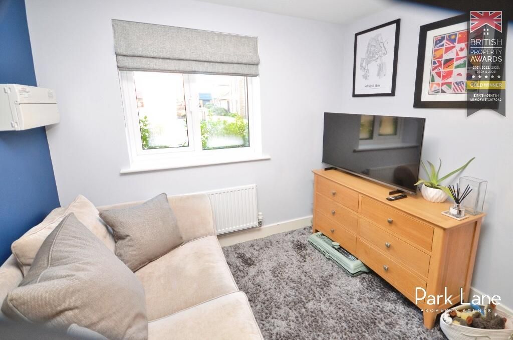 Property photo 3 of 23