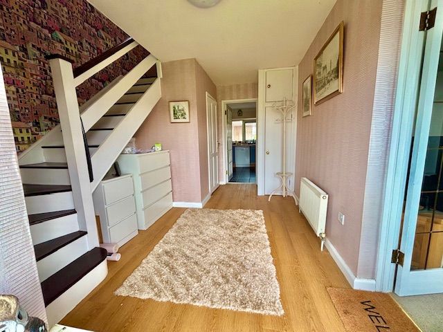 Property photo 2 of 15 Entrance Hall