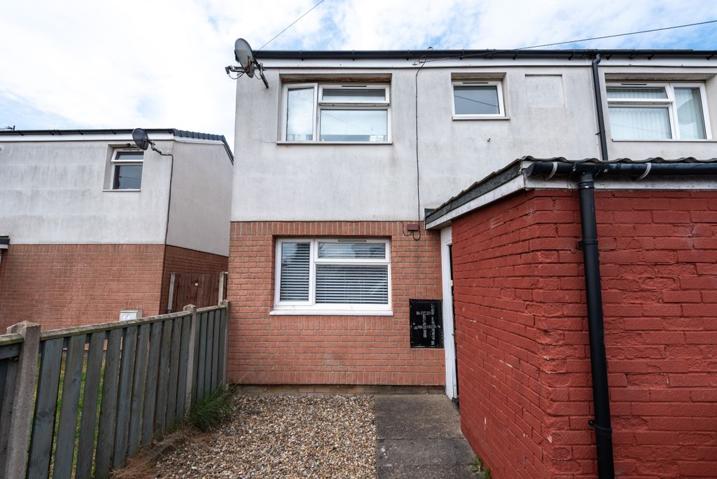Property photo 1 of 25