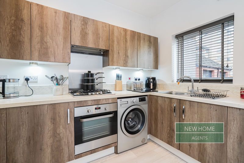 Property photo 3 of 21 Photo 13