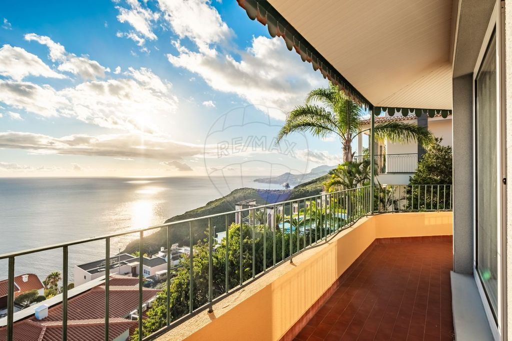 Property photo 1 of 36