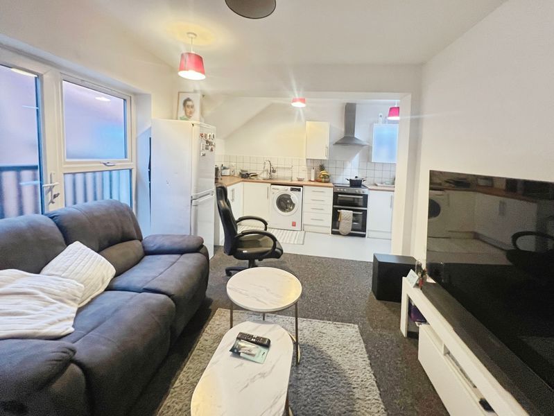 Property photo 3 of 14 Lounge Diner