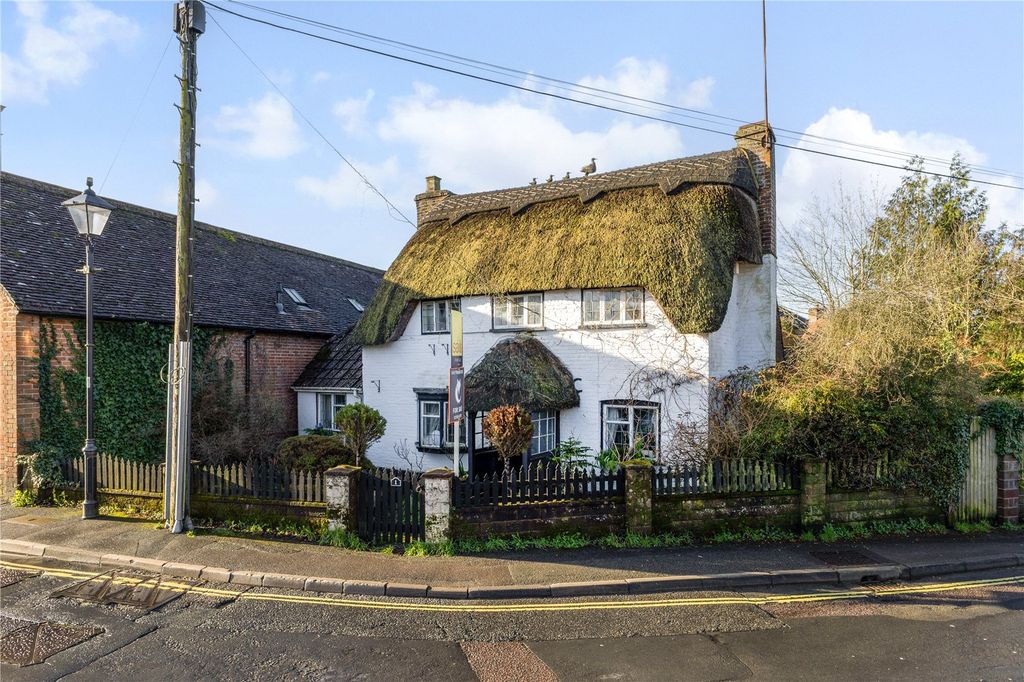 Property photo 1 of 19 Front