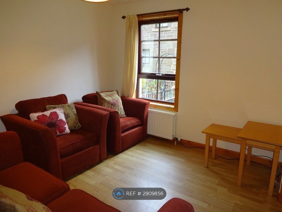 Property photo 3 of 11
