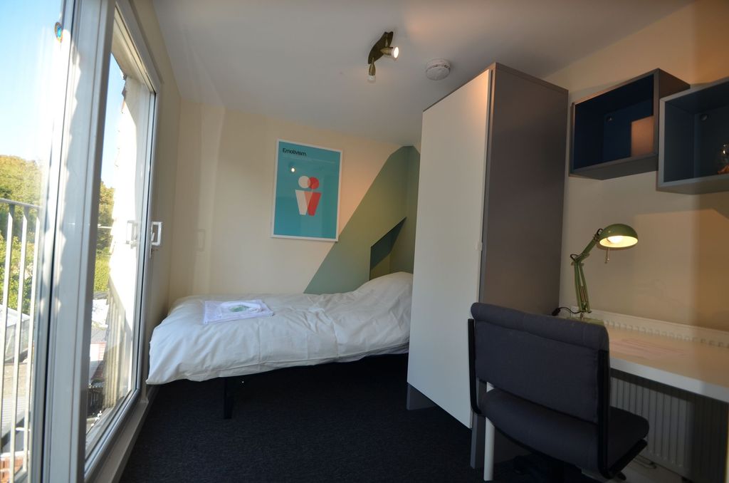 Additional image 5 of 7 bed semi-detached house to rentUpper Bevendean Avenue, Brighton BN2