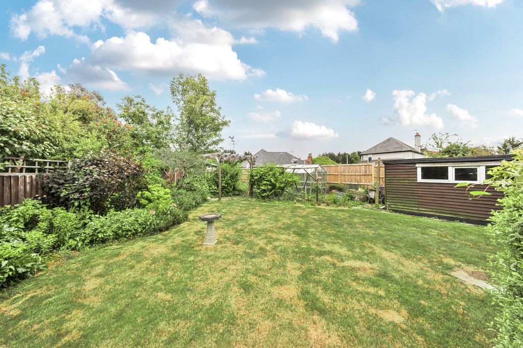Property photo 3 of 20 Garden