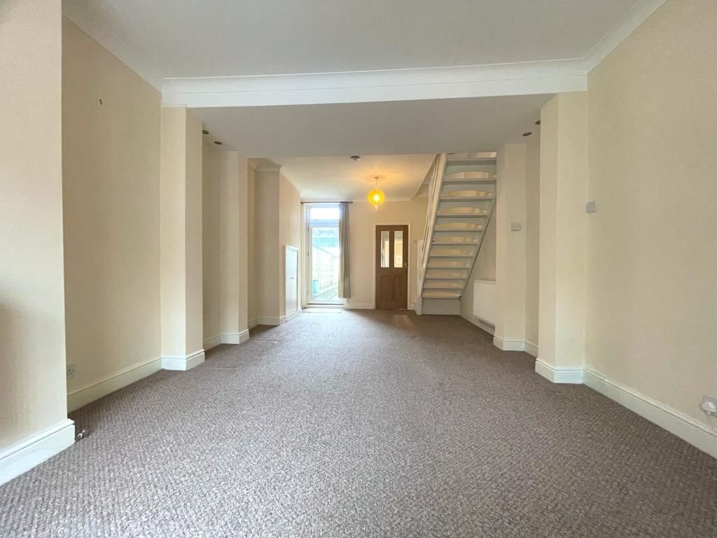 Property photo 3 of 10 Image