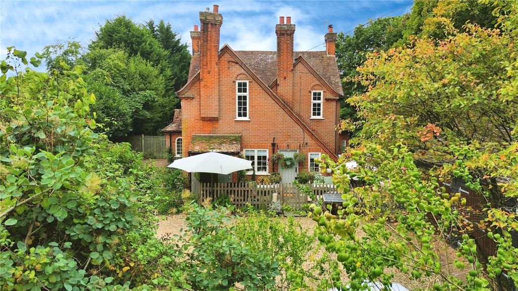 Property photo 2 of 27 Picture No. 02