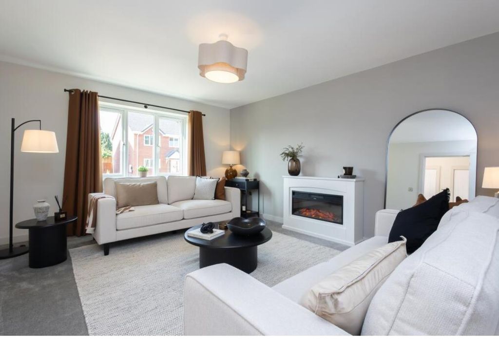 Property photo 1 of 18 Image