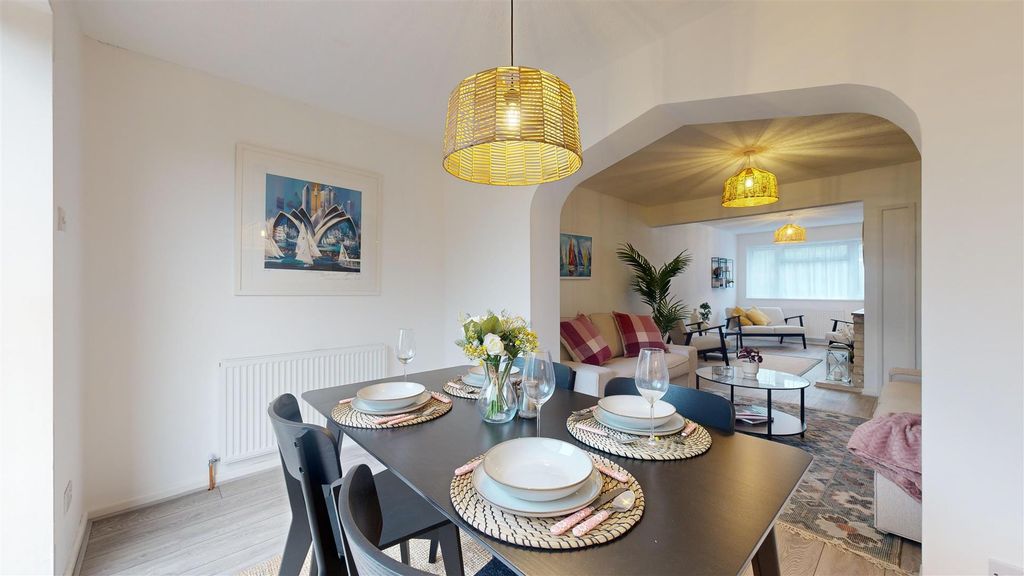 Property photo 2 of 25 14-Page-Drive-11042024_151241.Jpg