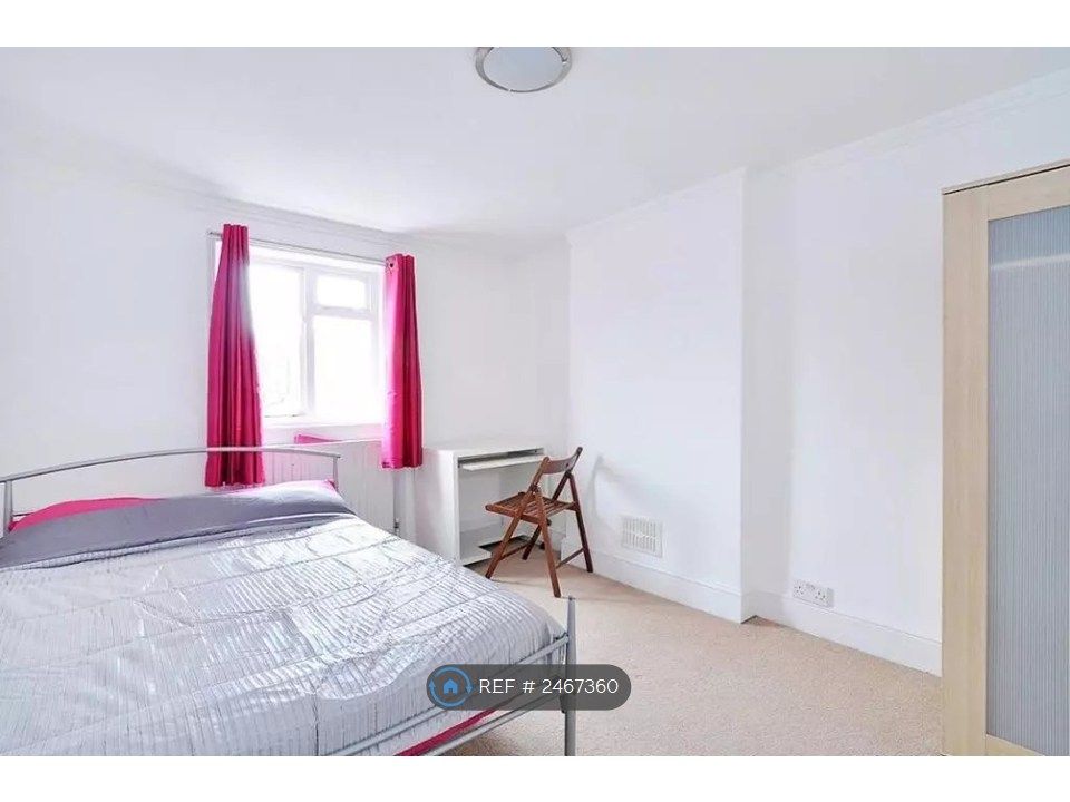 Property photo 3 of 5