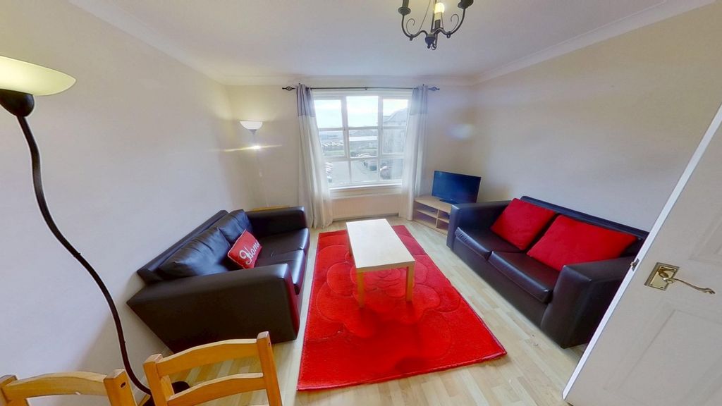 Property photo 2 of 10 Photo 2