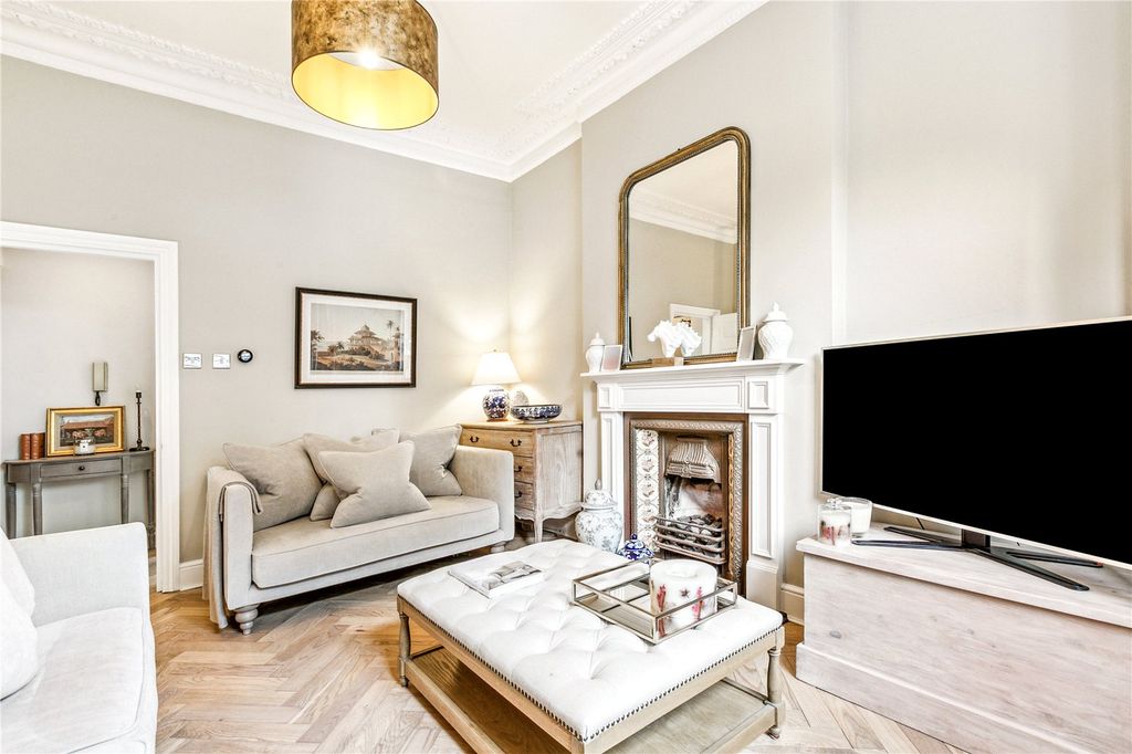 Property photo 1 of 9 Reception Room