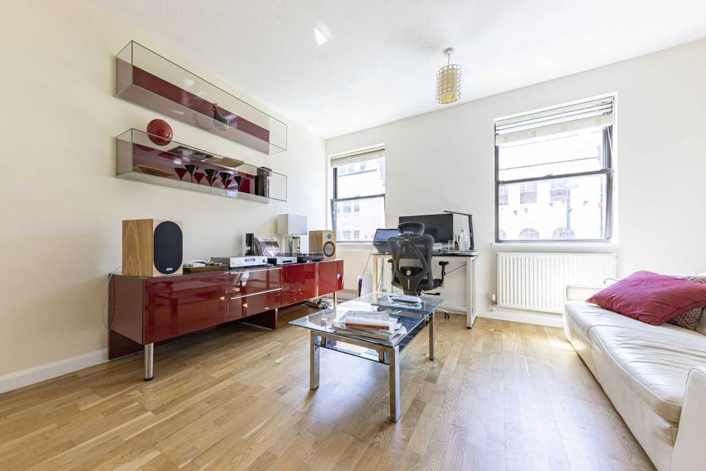 Property photo 2 of 4