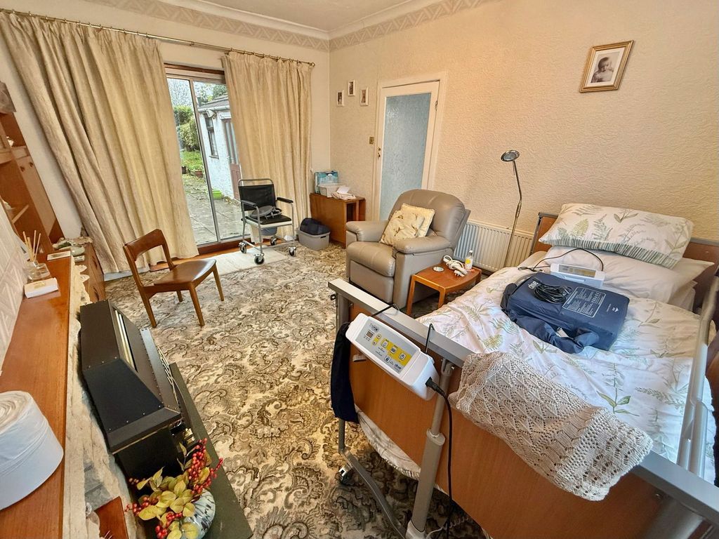 Property photo 2 of 24