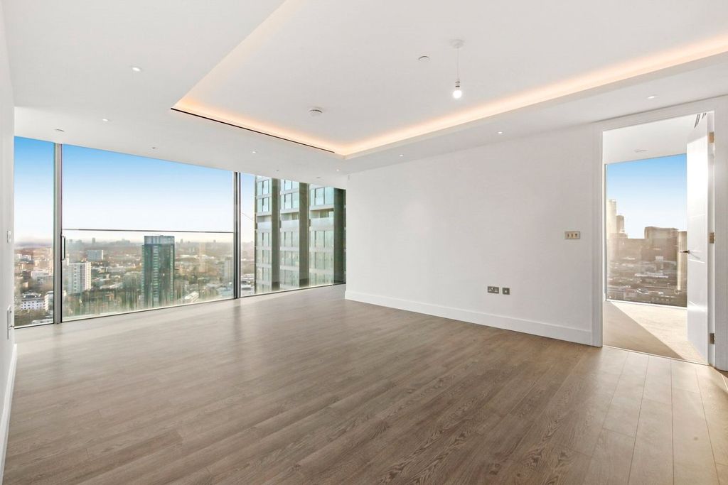 Property photo 1 of 22 Picture No. 03