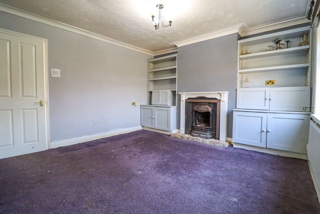 Property photo 3 of 15 3771886