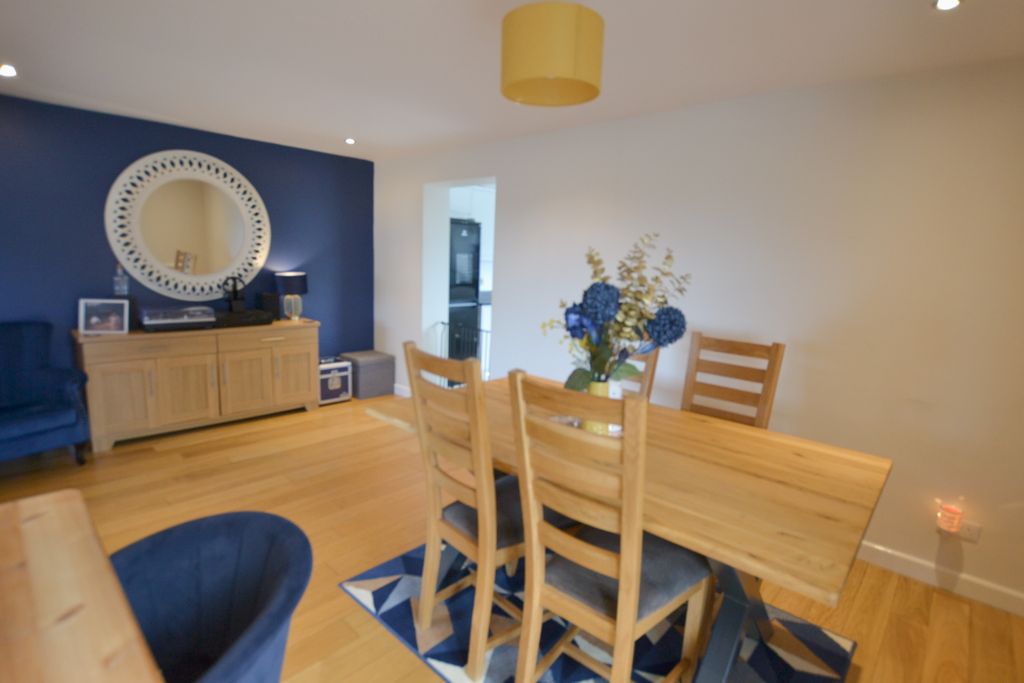 Property photo 3 of 29