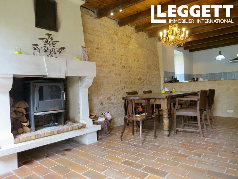 Property photo 3 of 10