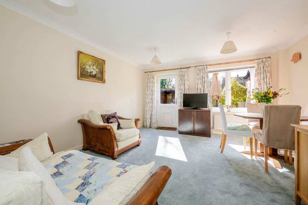 Property photo 2 of 14 Photo 8