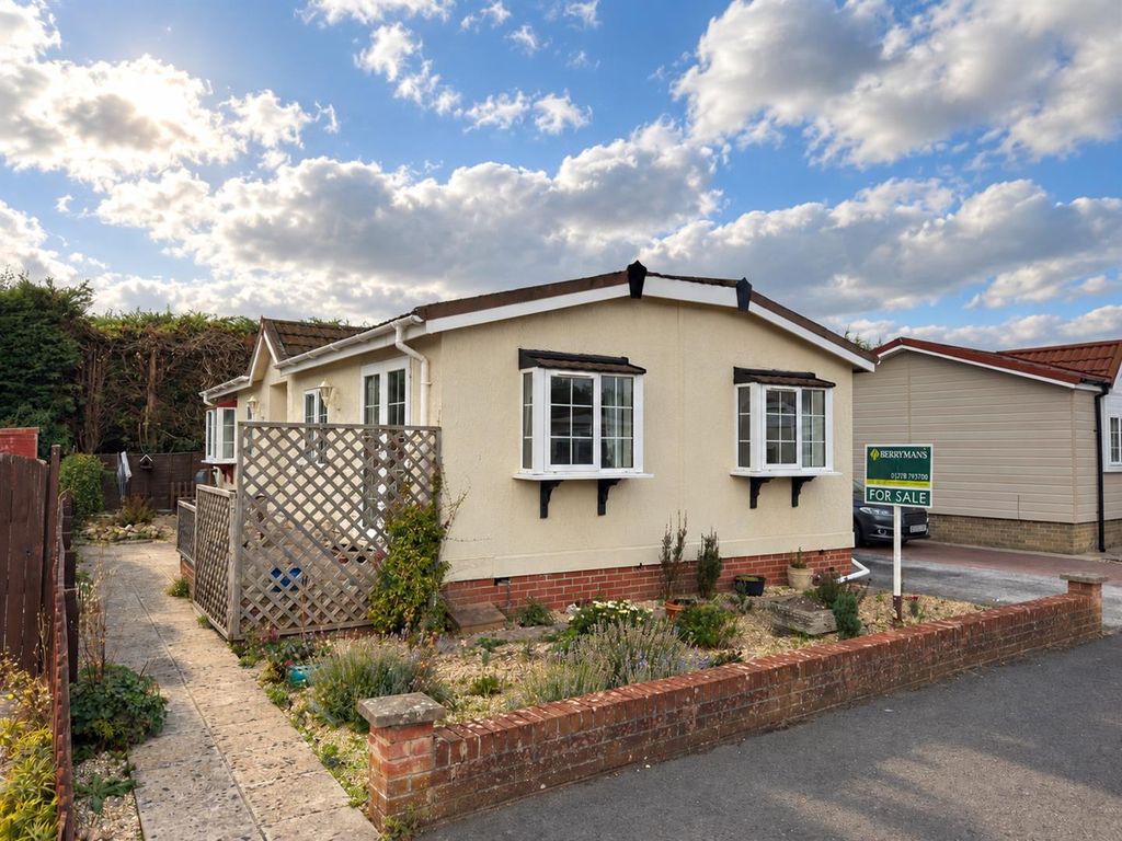 Property photo 1 of 13 Front