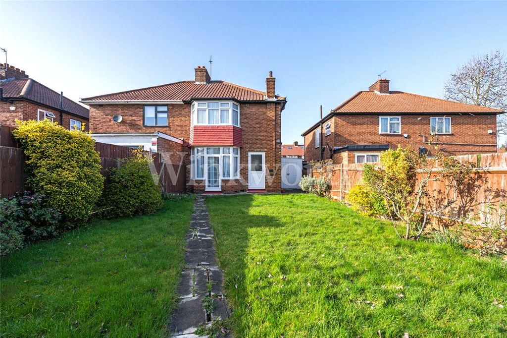 Property photo 3 of 9 Picture No. 04