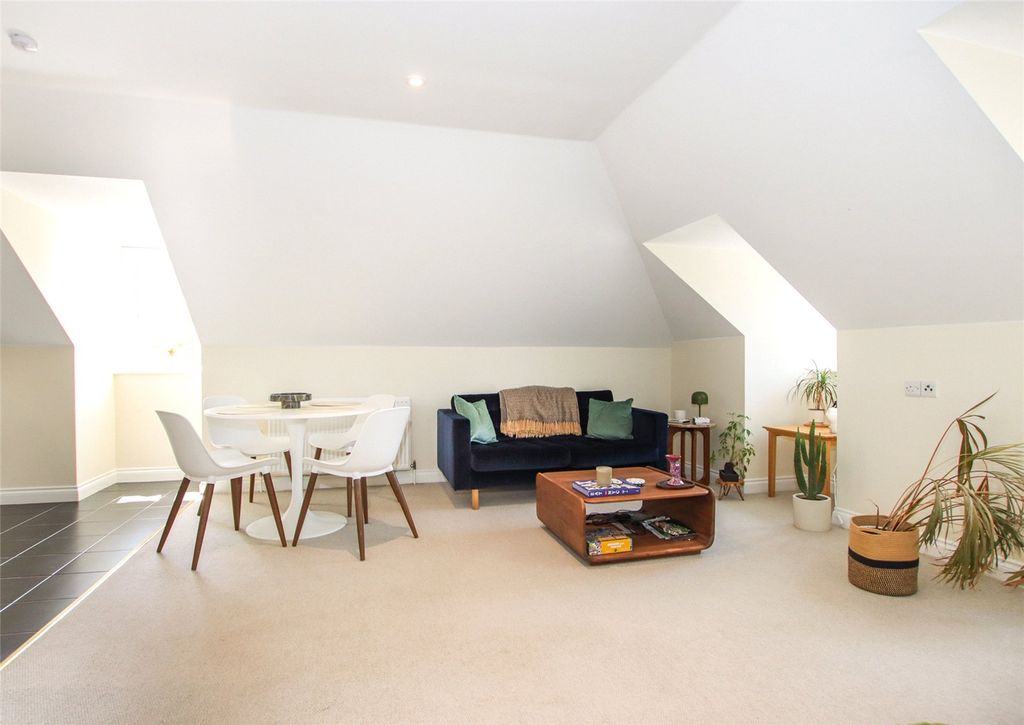 Property photo 1 of 12 Picture No. 04