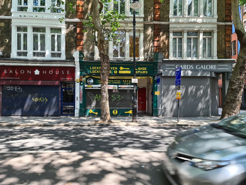 Property photo 1 of 3