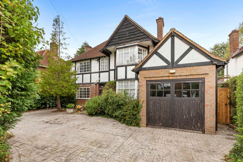 Property photo 1 of 16