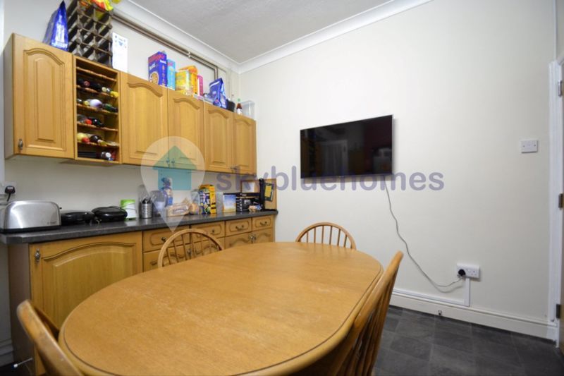 Property photo 2 of 10 Photo 14