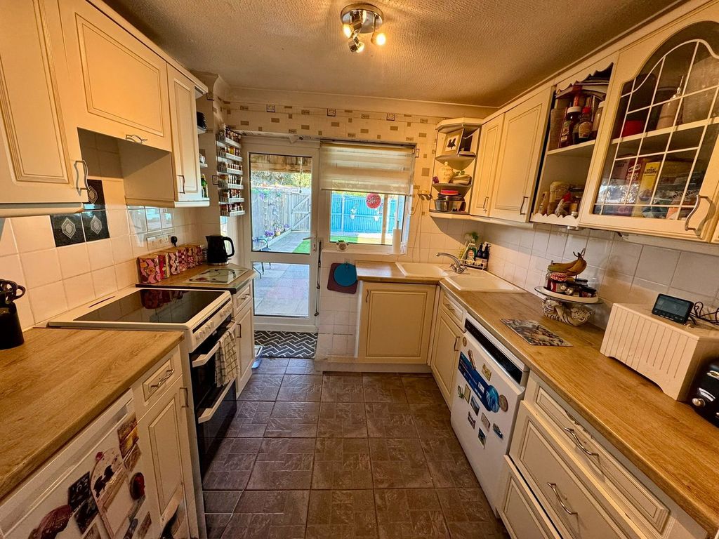Property photo 2 of 15