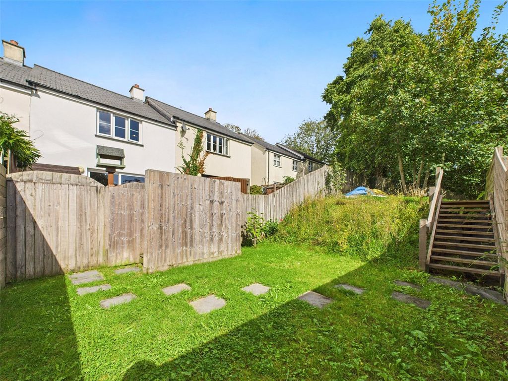 Property photo 3 of 17 Picture No. 16