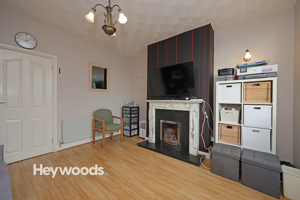 Property photo 2 of 19 0F1A8582
