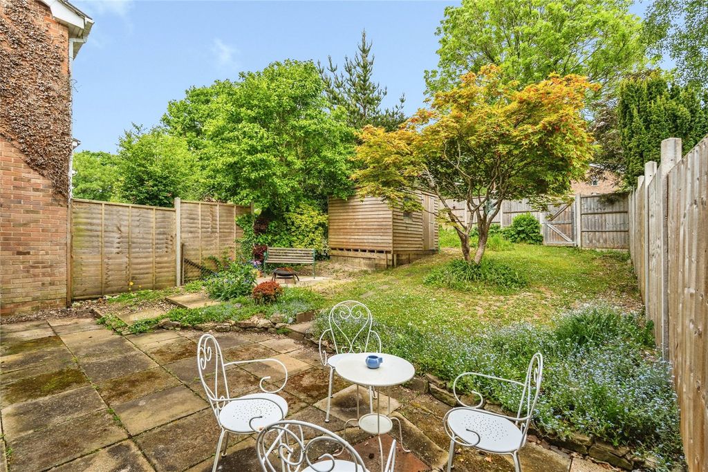 Property photo 2 of 31 Picture No. 34