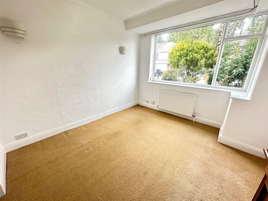 Property photo 3 of 12 Picture No. 36