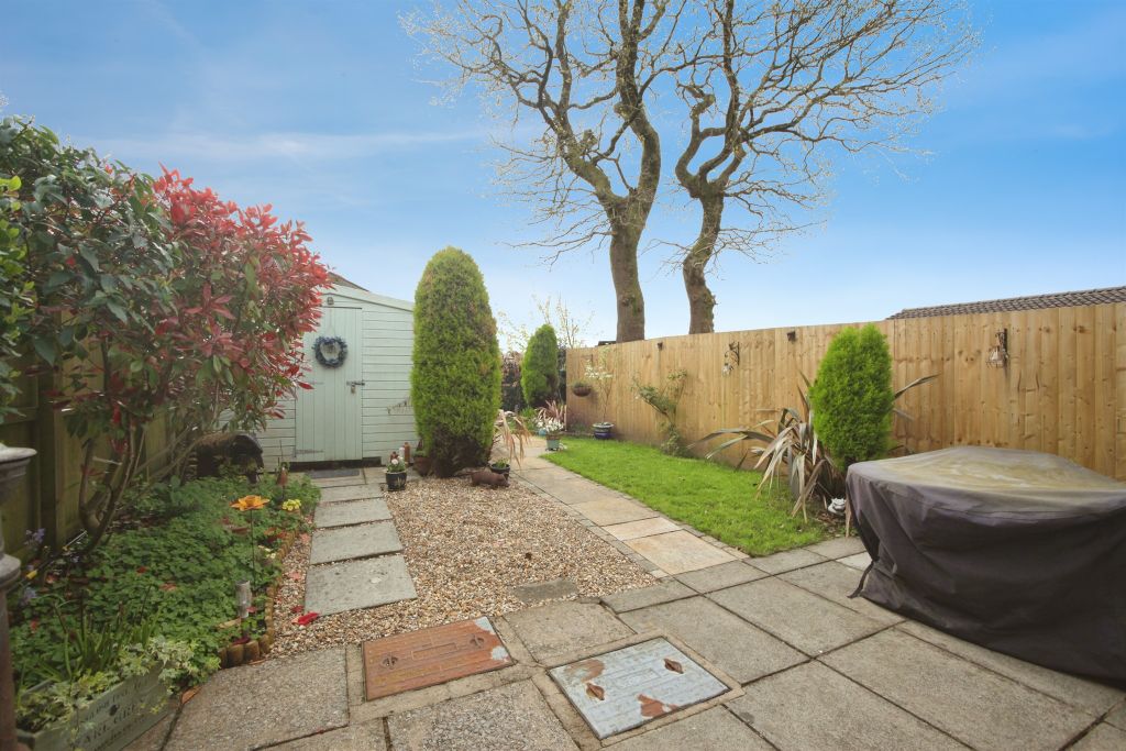 Property photo 3 of 18