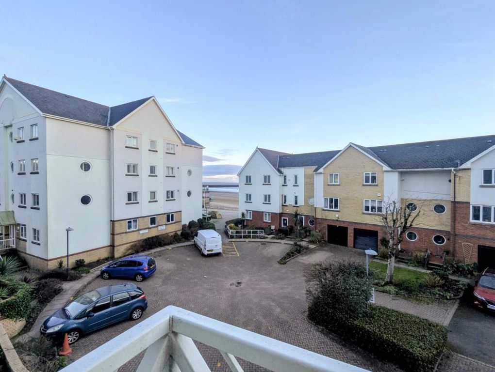 Property photo 3 of 11 Front Description 2