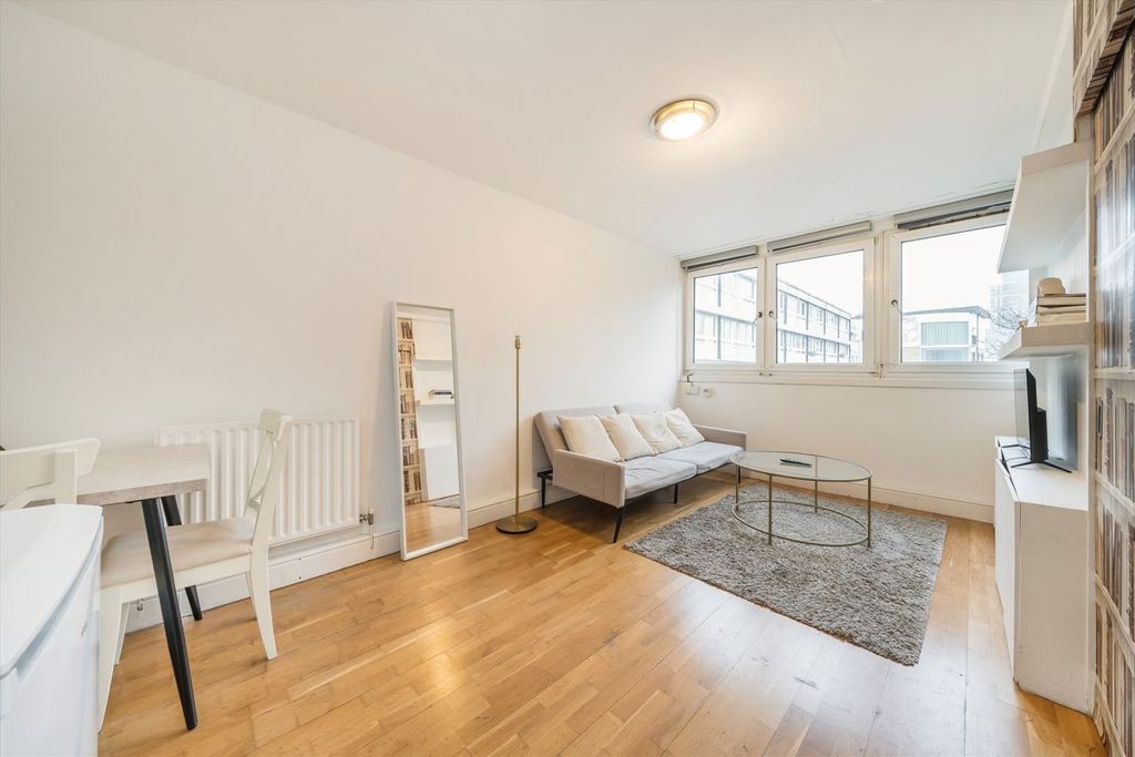 Property photo 1 of 4