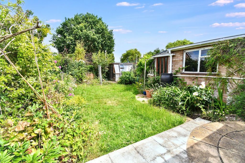 Property photo 3 of 21