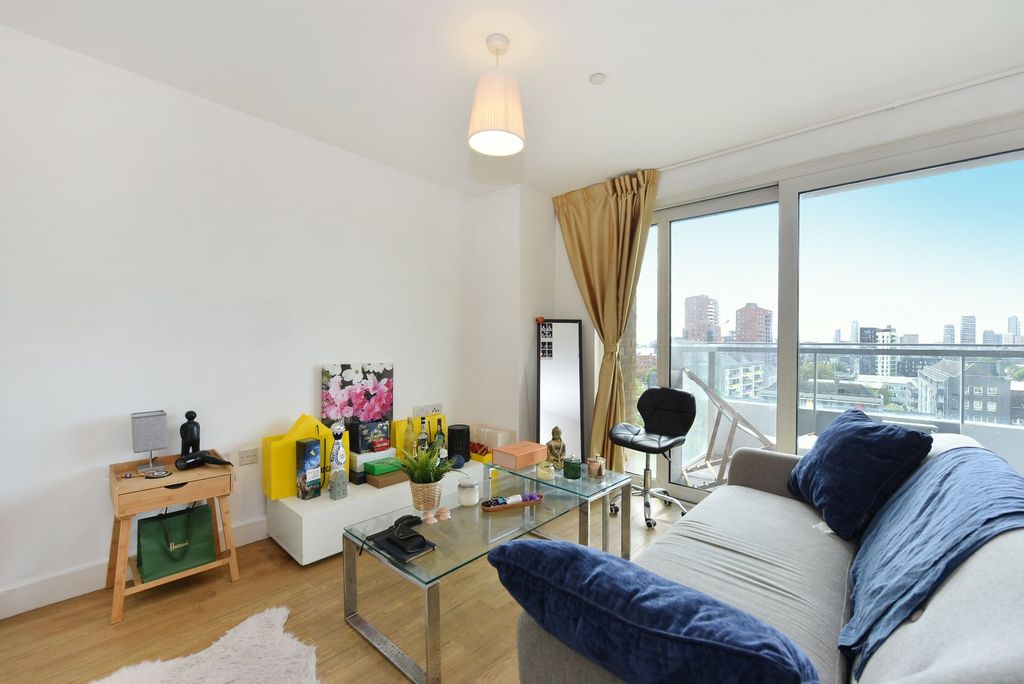 Property photo 1 of 9 Picture No. 05