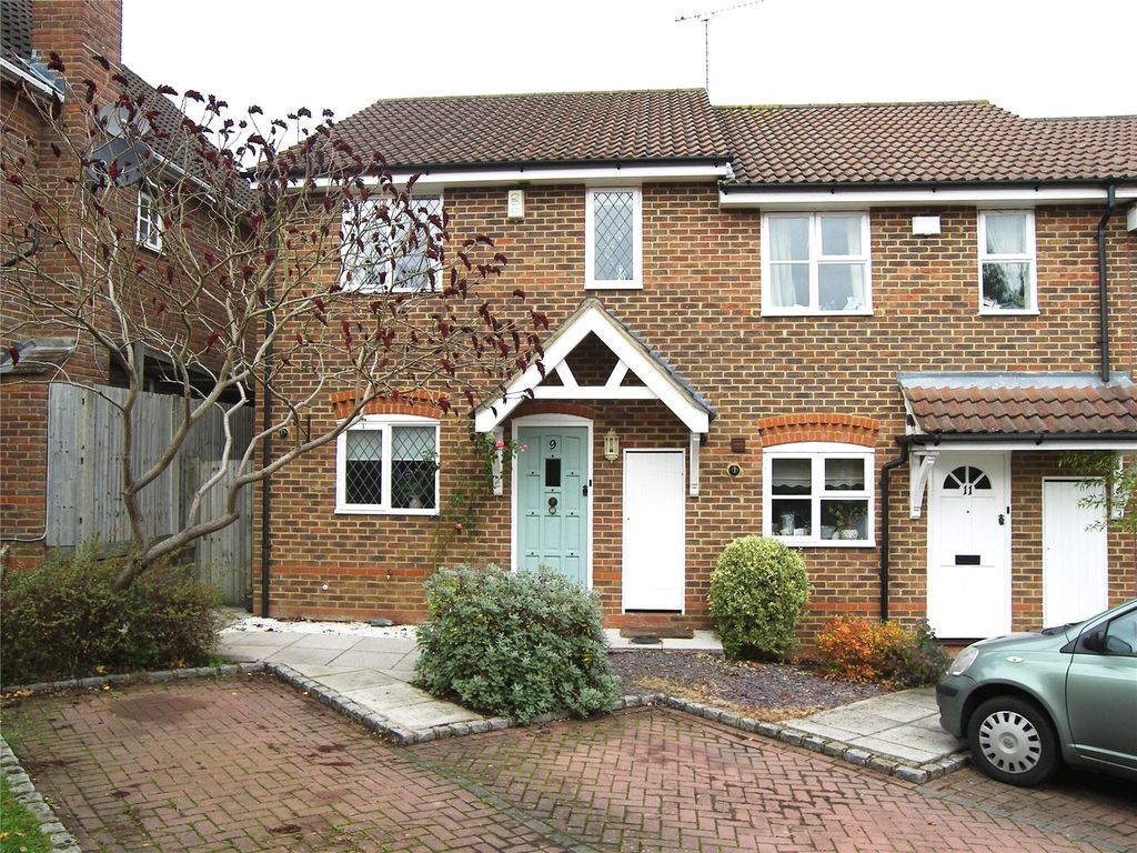 Property photo 1 of 11 Front
