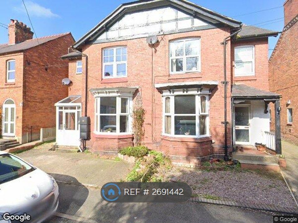 Property photo 2 of 17 Front