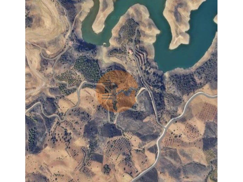 Property photo 1 of 2