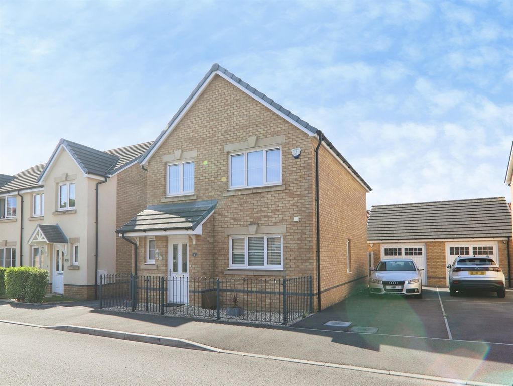 Property photo 1 of 23