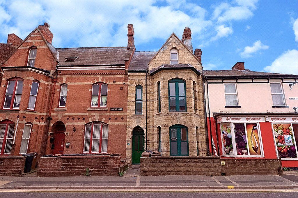 Property photo 1 of 22 Picture No. 11