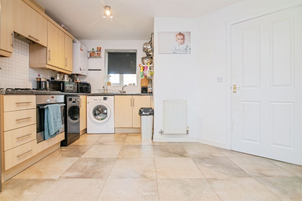 Property photo 3 of 17