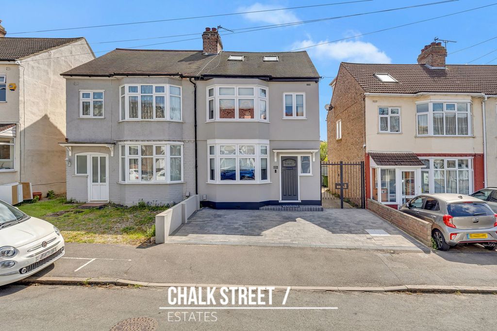 Property photo 1 of 24