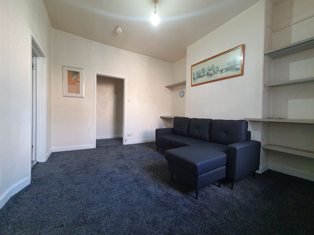 Property photo 3 of 12 Gallery